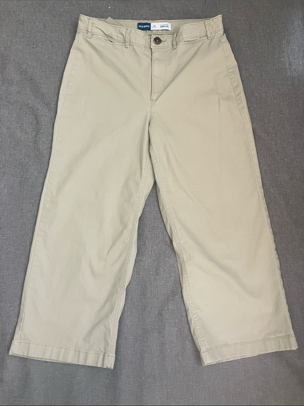 Old Navy Women’s Extra High-Rise Wide Leg Khaki Chinos in Light Tan (10P)